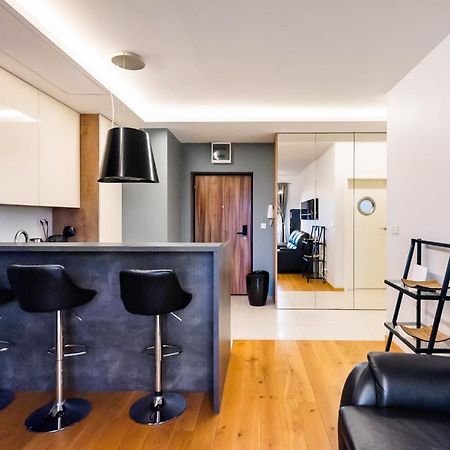 Bakalarska Modern Apartment Warschau Buitenkant foto