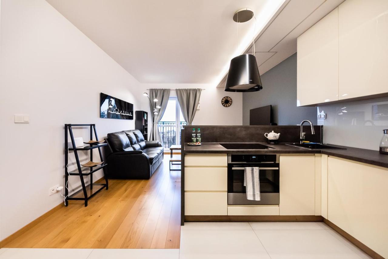 Bakalarska Modern Apartment Warschau Buitenkant foto