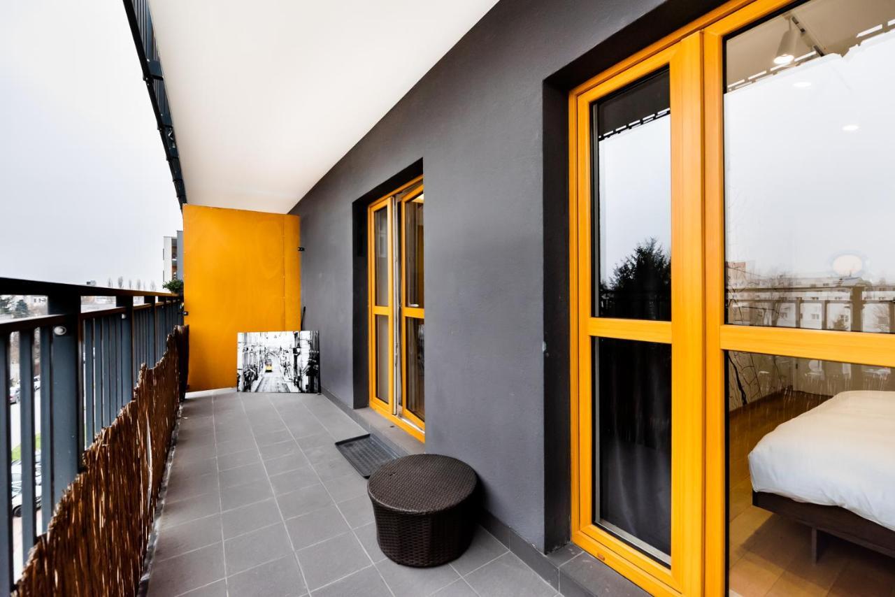 Bakalarska Modern Apartment Warschau Buitenkant foto